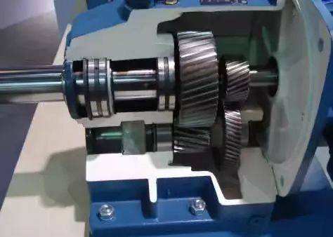 廣東硬齒面減速機(jī)廠家精度簡述-提供終身免費(fèi)調(diào)試！