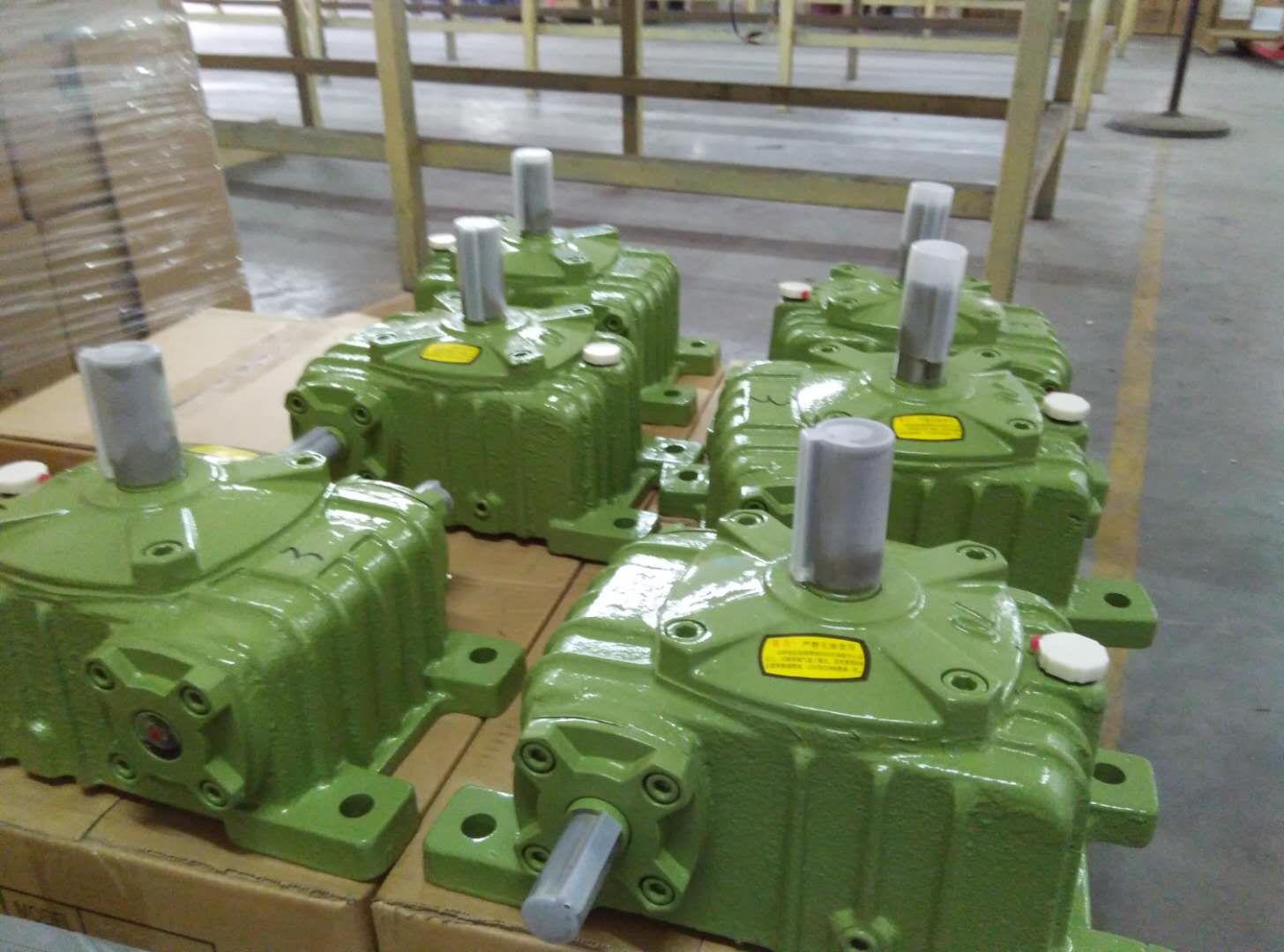 如何選擇合適的蝸輪蝸桿減速機(jī)？